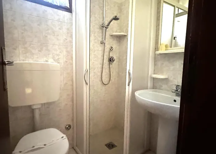 Dinky 238 아파트 *